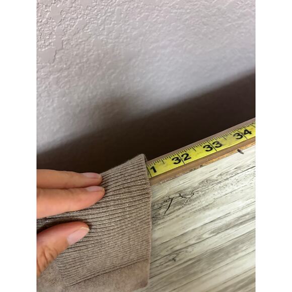 Luxury Cashmere Blend Cardigan - Women's Medium - Picture 4 of 13